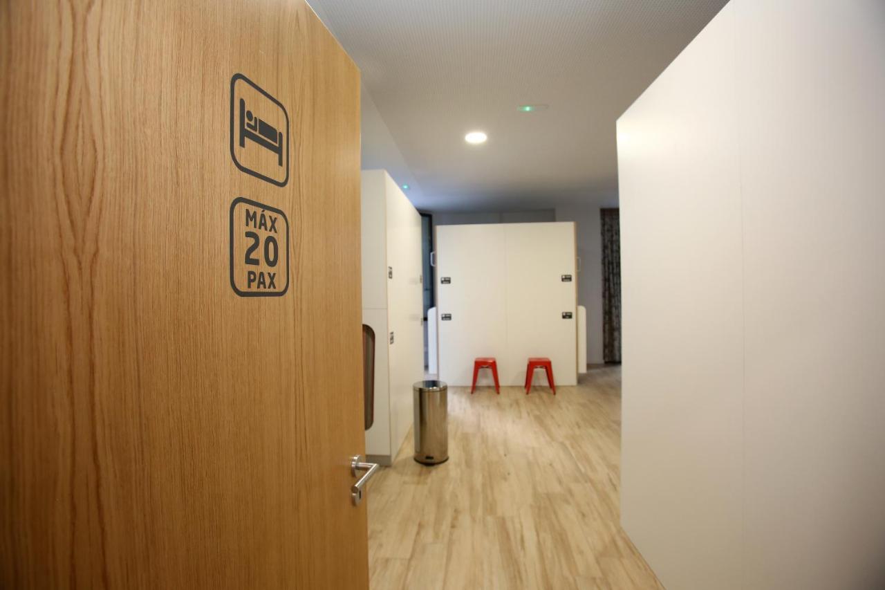Dpaso Urban Hostel Понтеведра Экстерьер фото