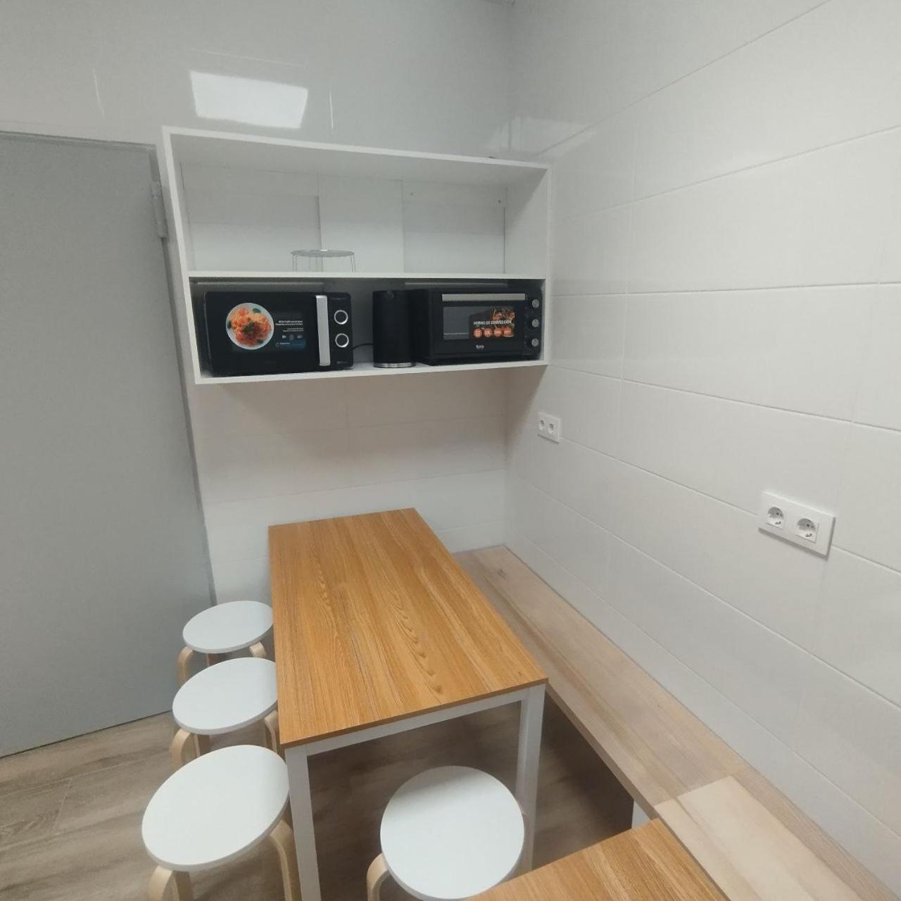 Dpaso Urban Hostel Понтеведра Экстерьер фото