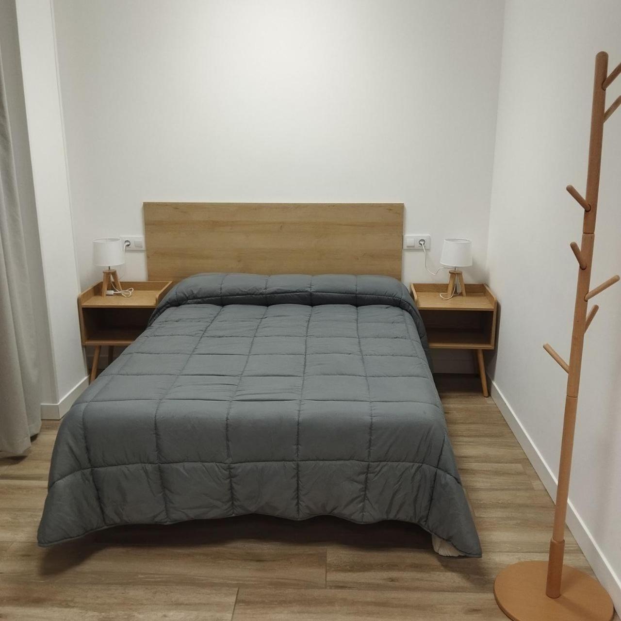Dpaso Urban Hostel Понтеведра Экстерьер фото